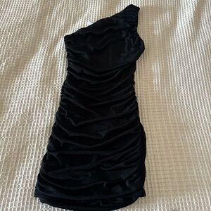 Lucy in the Sky Black Ruched One-Shoulder Cocktail Dress